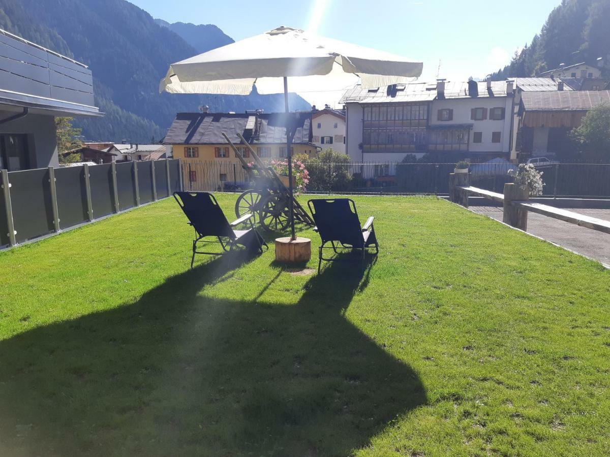 Apartamento Cesa Prinoth Campitello di Fassa Exterior foto